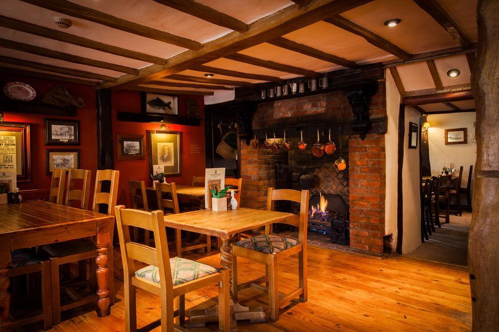 The White Hart Hotel Stockbridge  Luaran gambar