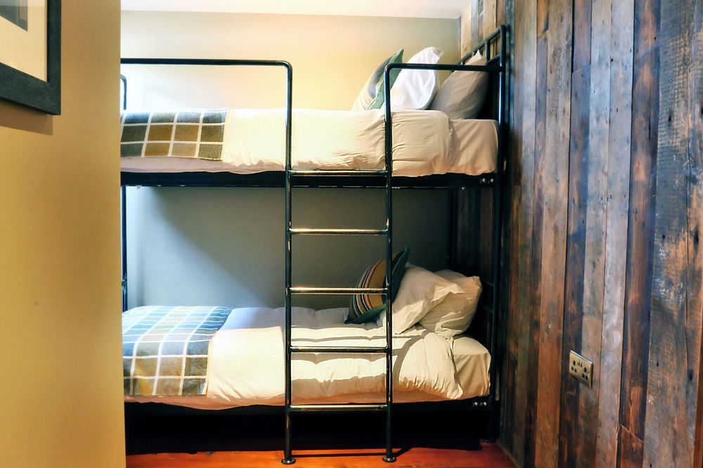The White Hart Hotel Stockbridge  Luaran gambar