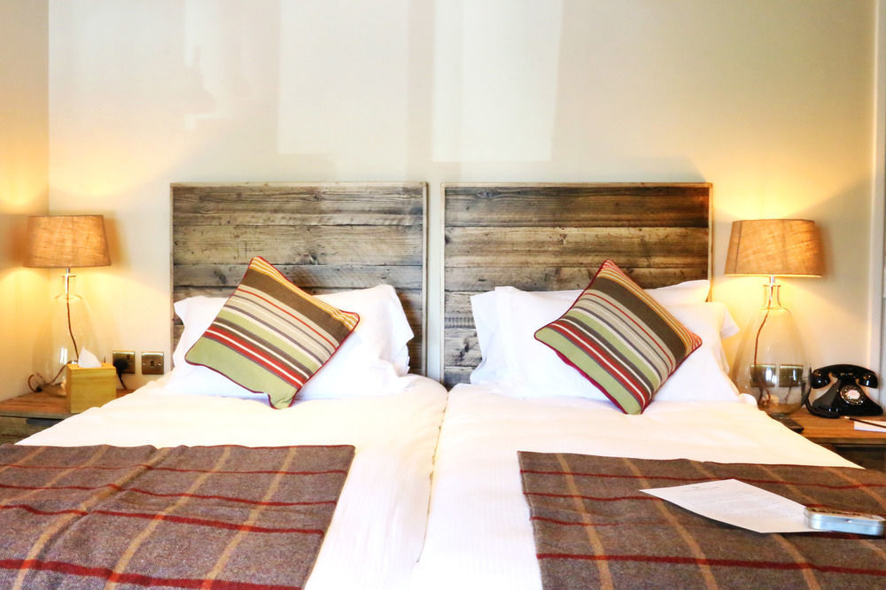 The White Hart Hotel Stockbridge  Luaran gambar
