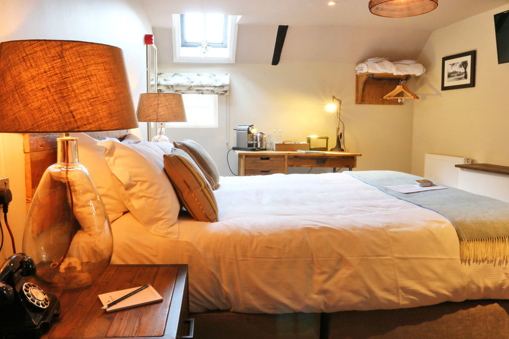 The White Hart Hotel Stockbridge  Luaran gambar