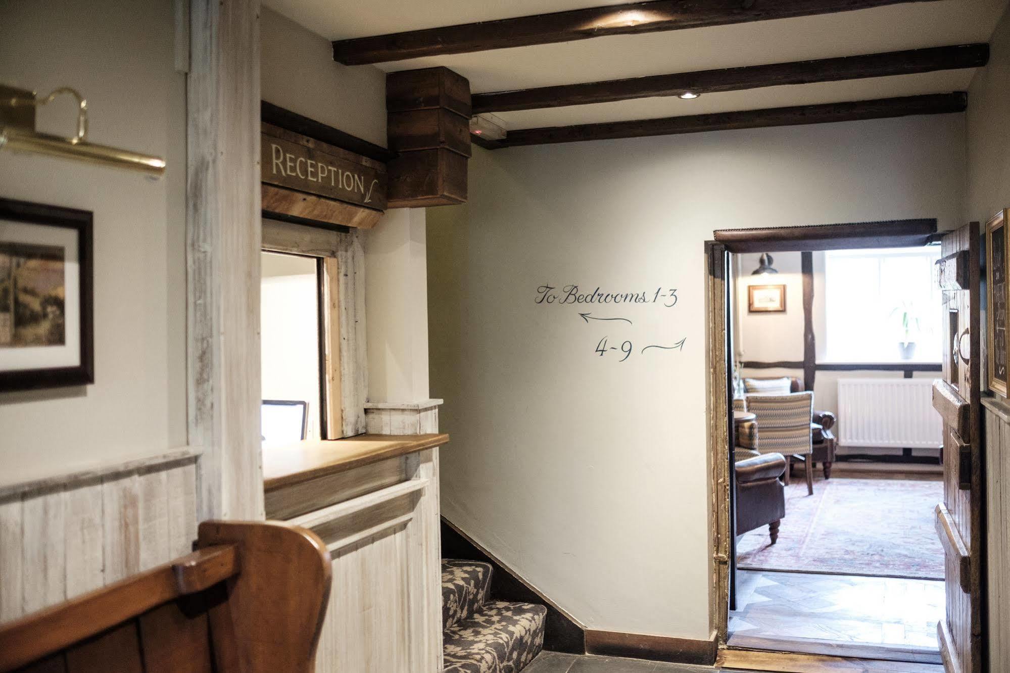 The White Hart Hotel Stockbridge  Luaran gambar